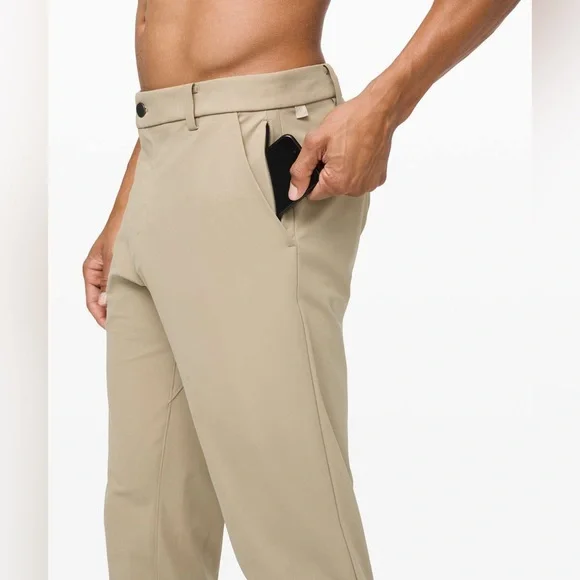 Lululemon Commission Pant Classic *Warpstreme 32"
Tofino Sand - Picture 3 of 13